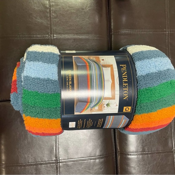 Pendleton Sherpa Fleece Blanket Bedding Bedroom Throw size Queen - Picture 3 of 6